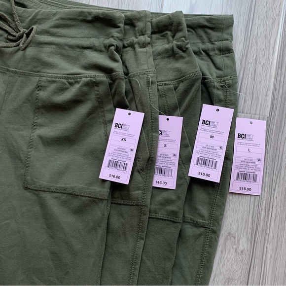 NWT Wild Fable High-Rise Olive Green Jogger - Picture 6 of 9